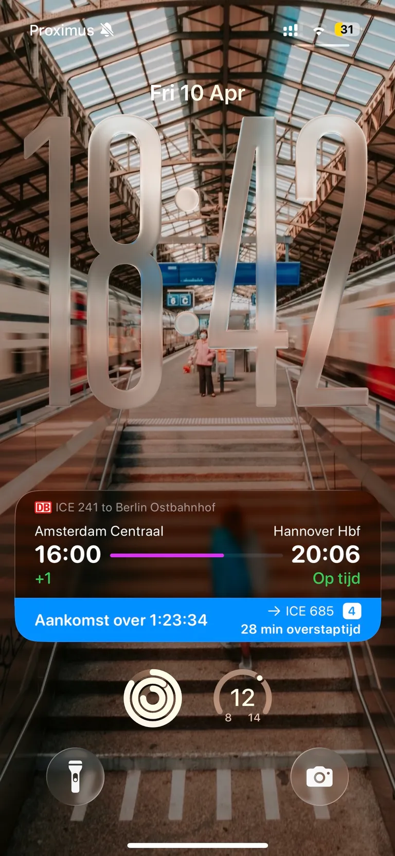 chuuchuu Live Activity op het vergrendelscherm met live treinreisupdates